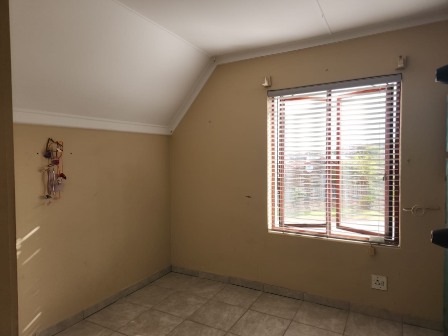 5 Bedroom Property for Sale in Dana Bay Western Cape
